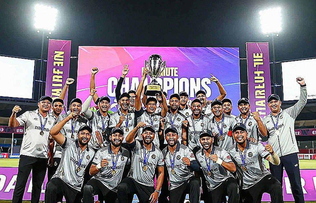 ডারবানে রেনশের ২৭২: অস্ট্রেলিয়ার জয়ের দুয়ারে আলো, সময় আর ৩১৯ রানের পাহাড়